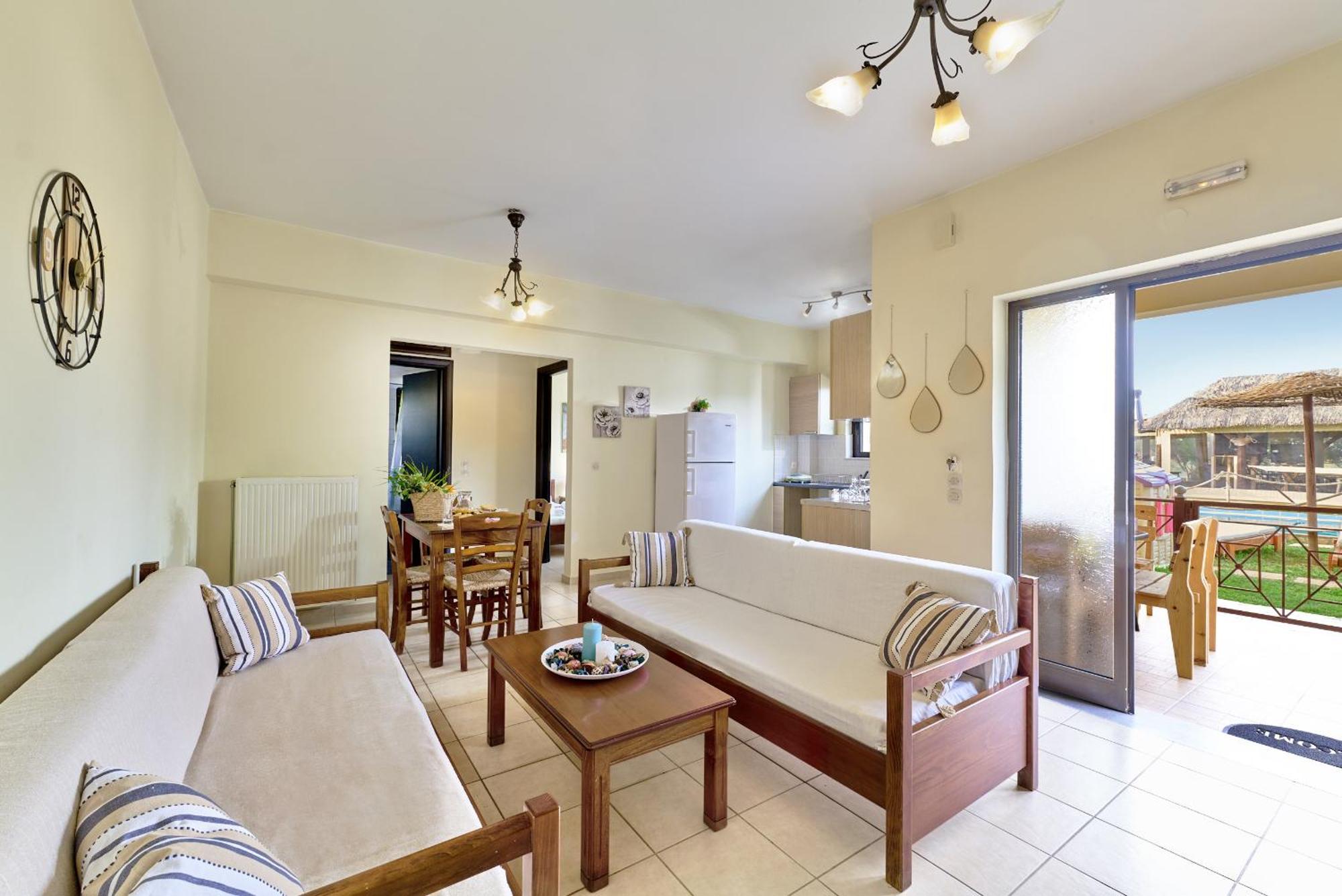 Villa Gereoudis Seaview Apartments-Pool & Bar Kolymbari Dış mekan fotoğraf