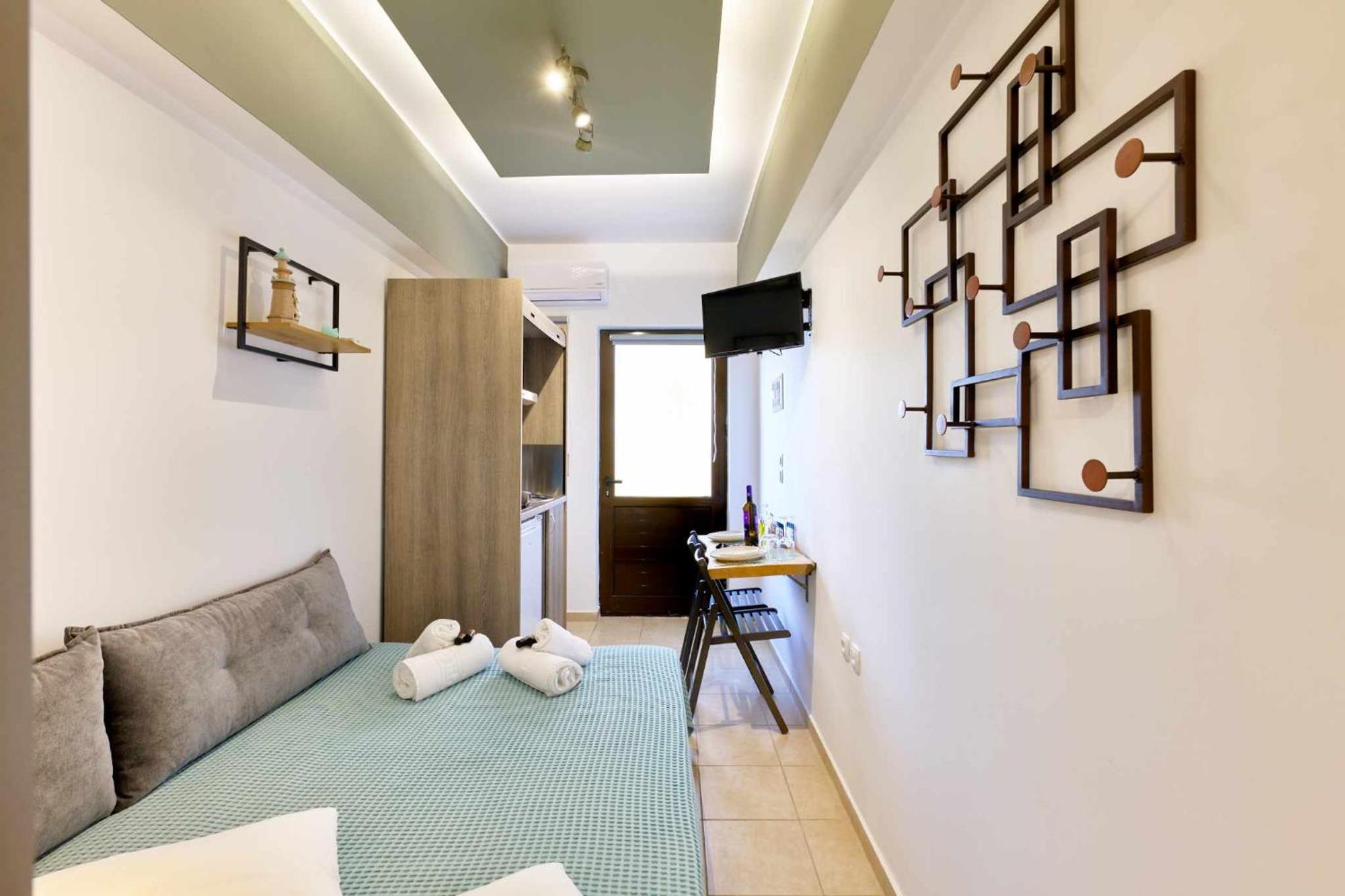 Villa Gereoudis Seaview Apartments-Pool & Bar Kolymbari Dış mekan fotoğraf