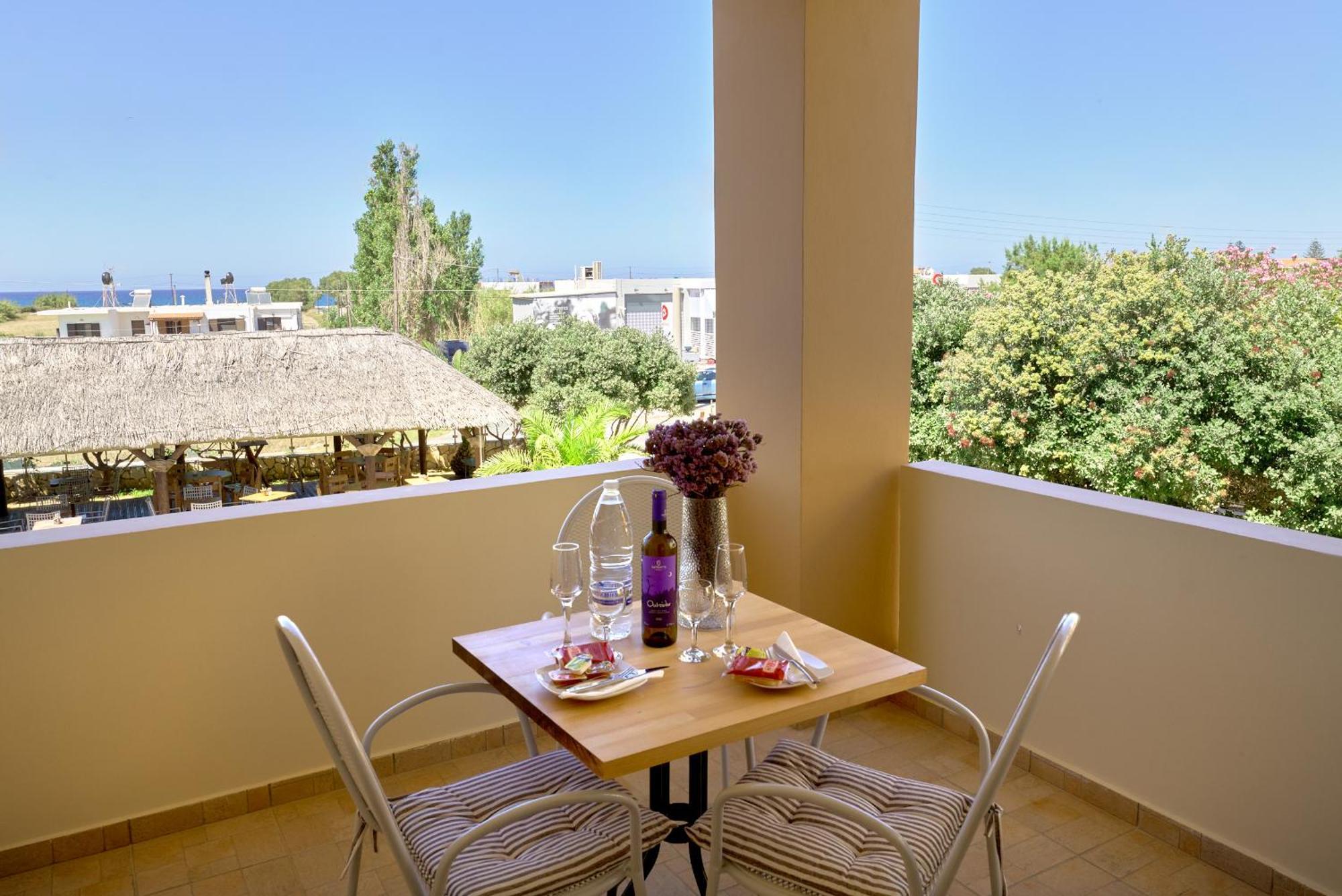 Villa Gereoudis Seaview Apartments-Pool & Bar Kolymbari Dış mekan fotoğraf