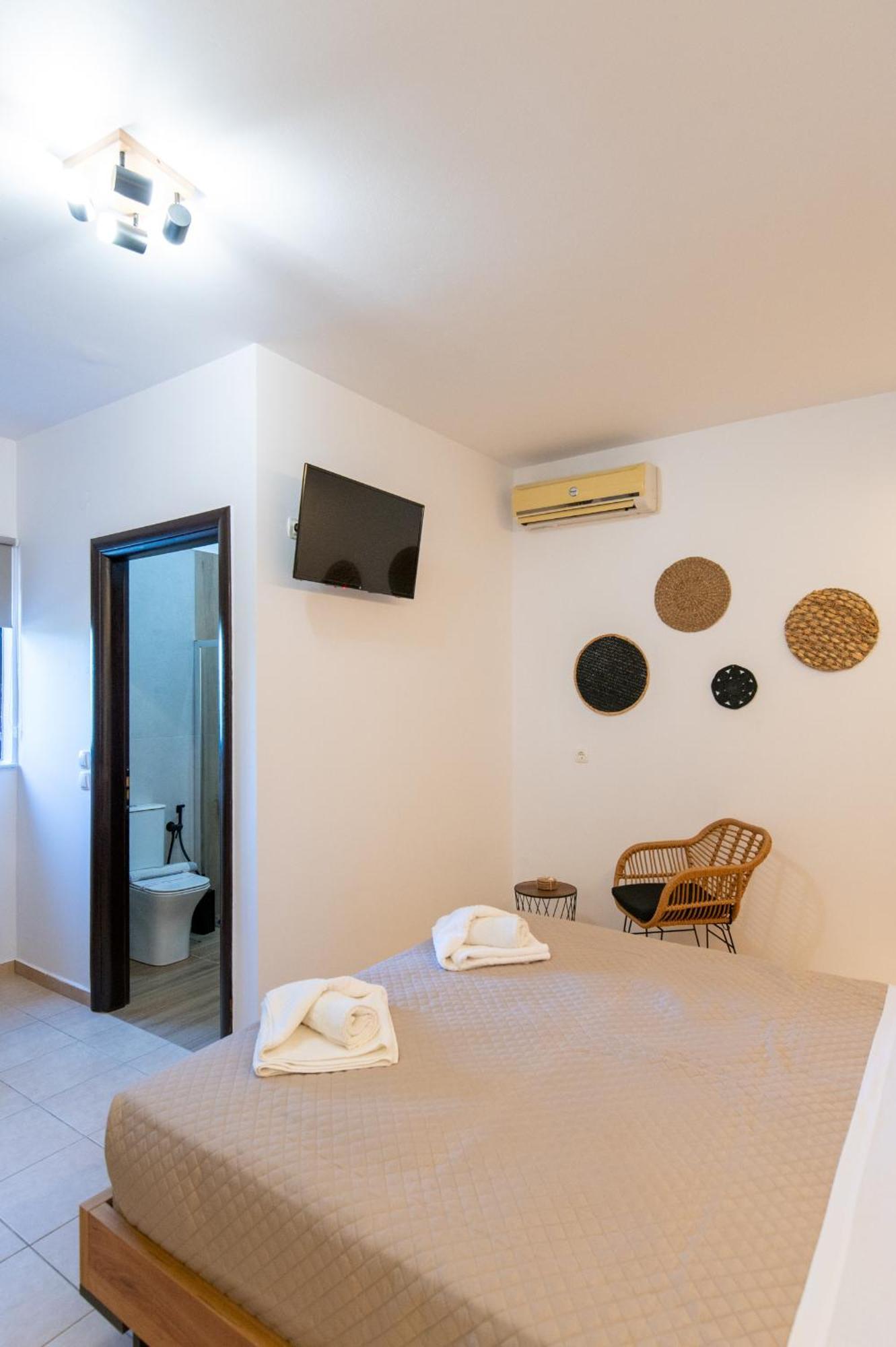 Villa Gereoudis Seaview Apartments-Pool & Bar Kolymbari Dış mekan fotoğraf